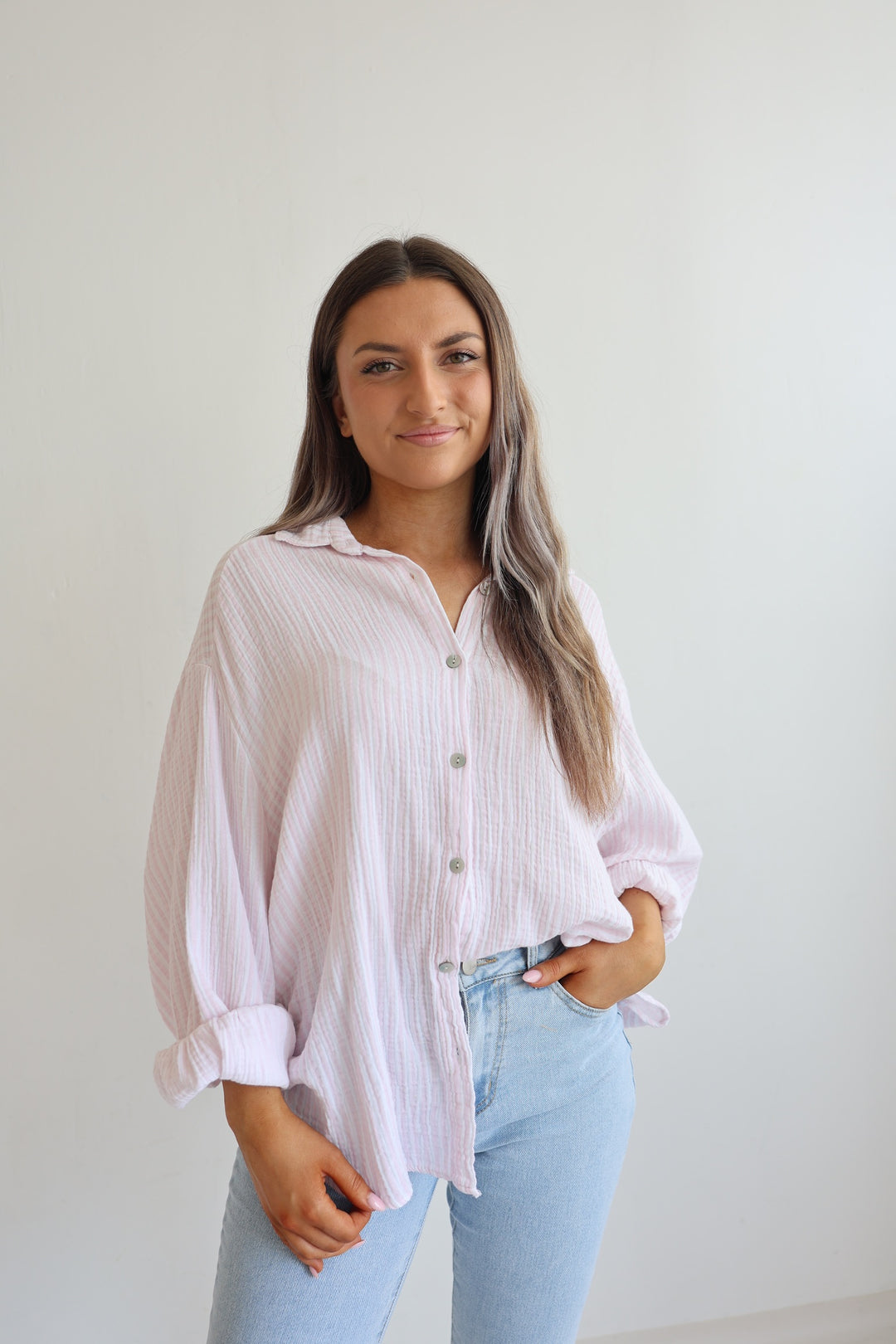 Kurzes Blusenhemd aus Musselin Wide Stripes