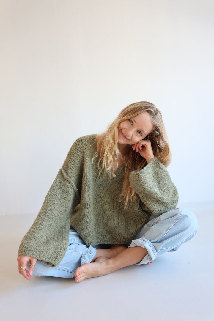 Super Fluffy Knit Pullover
