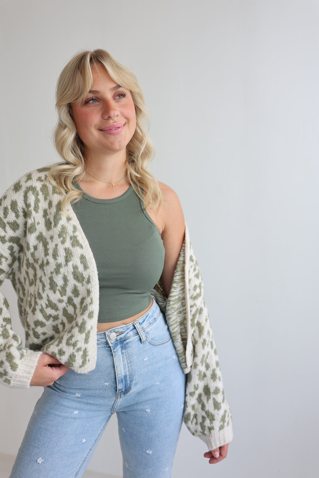 Offener Cardigan mit Leoprint