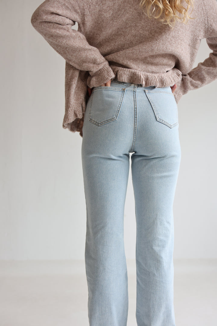 Extra Long Straight Fit Jeans Helen