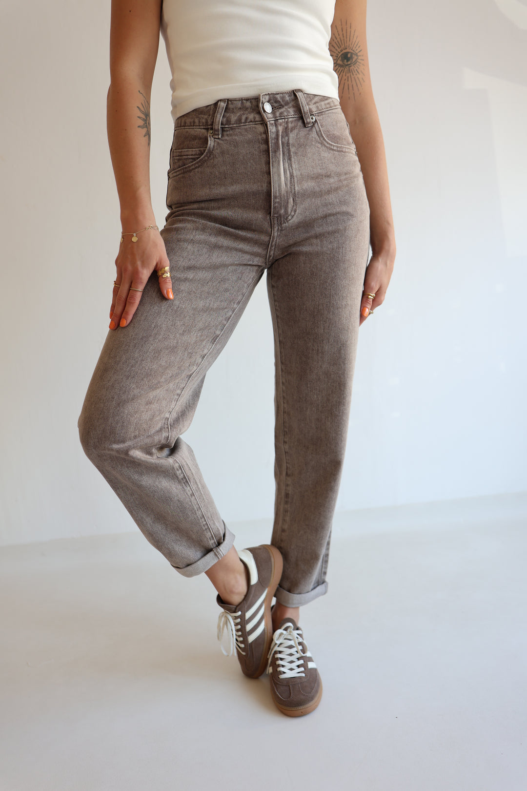 Mom Jeans Mocca Mood