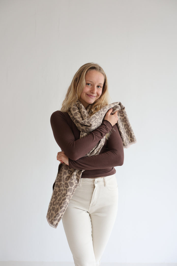 Langer Schal Wild Muse