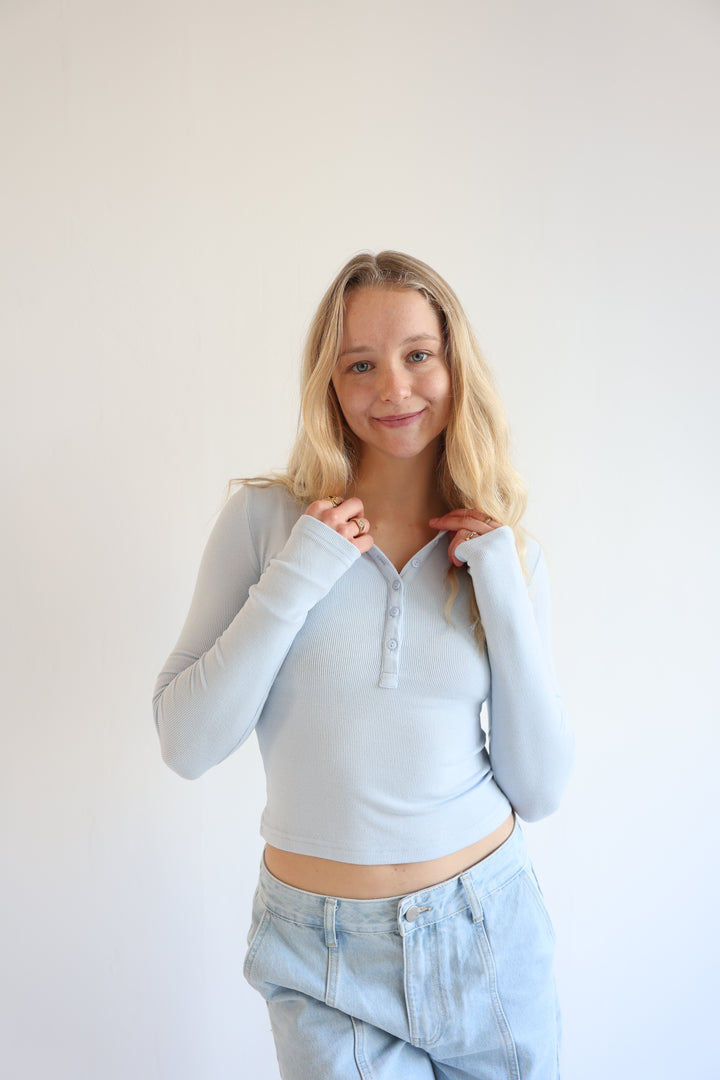 Longsleeve mit Knopfleiste Bella