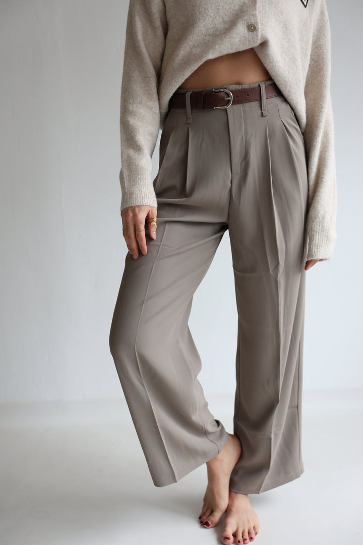 Bundfaltenhose mit Gürtel Anna