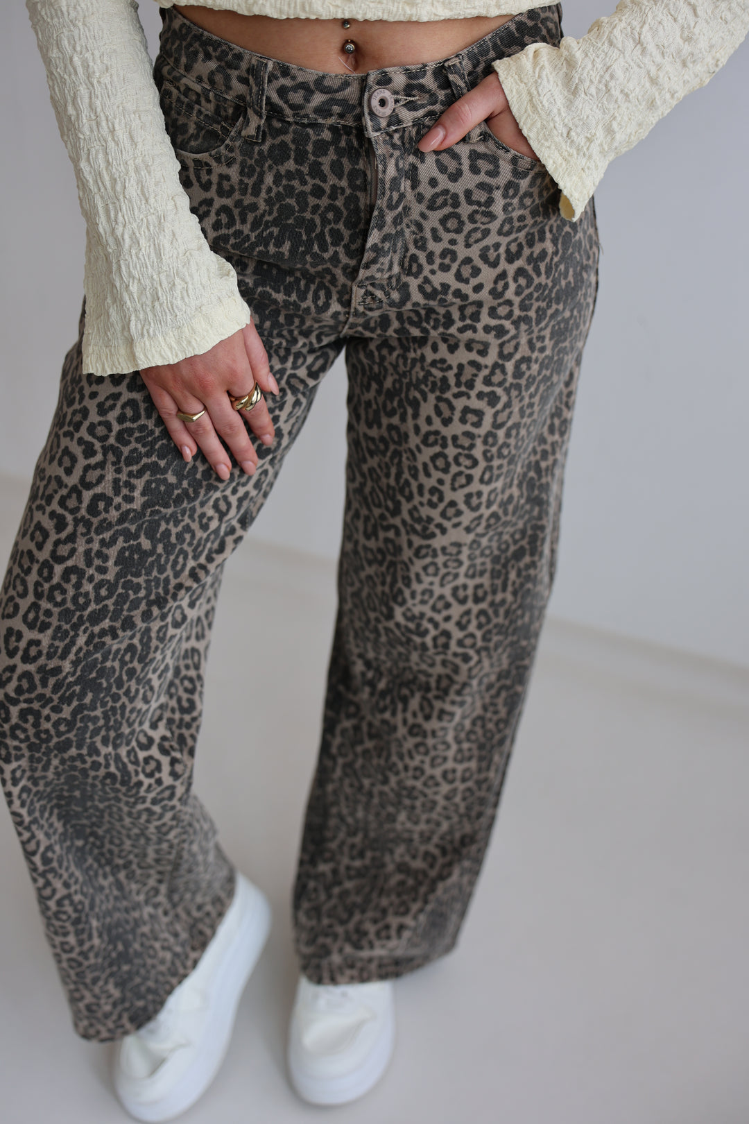 Wide Leg Jeans mit Leoprint (265-34)