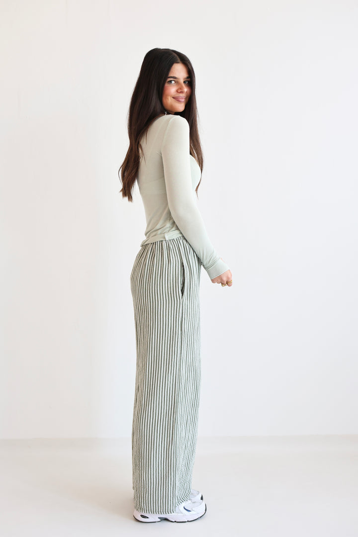 Lange Musselinhose mit Streifen Little Lines