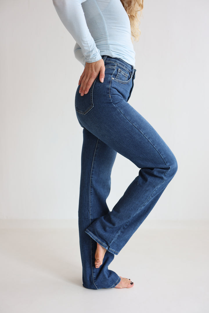 Mila Extra Long Straight Fit Jeans