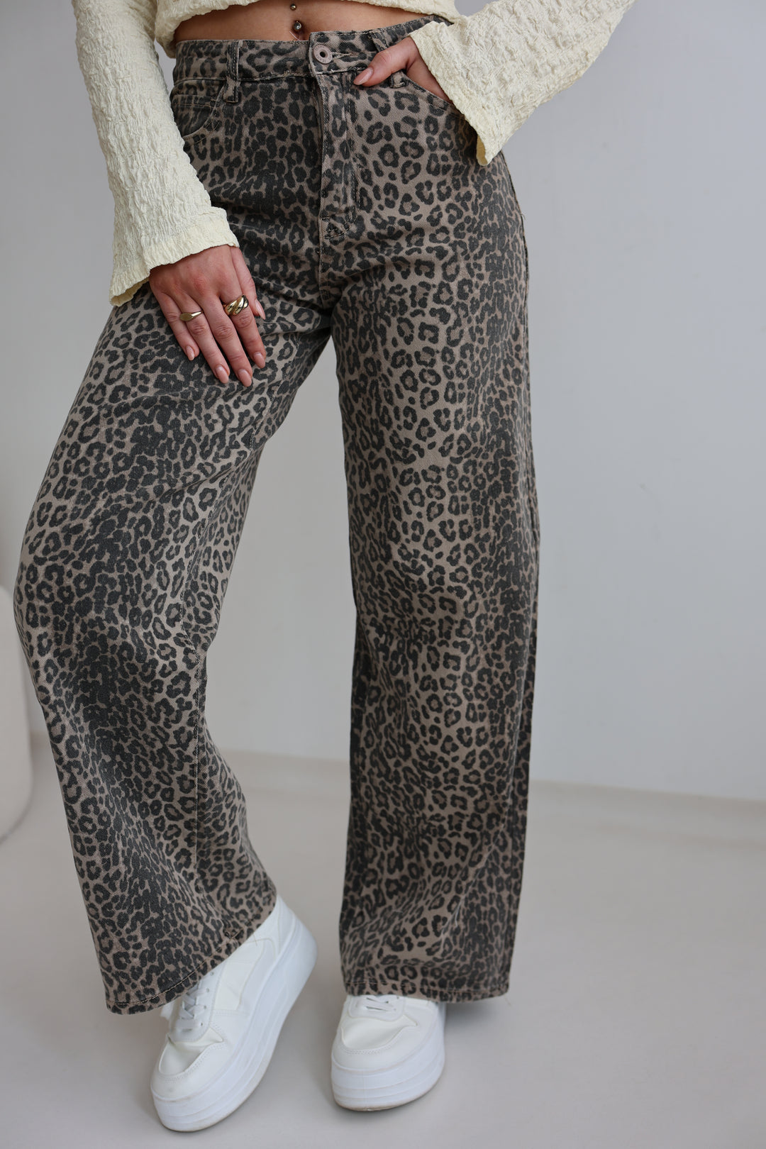Wide Leg Jeans mit Leoprint (265-34)