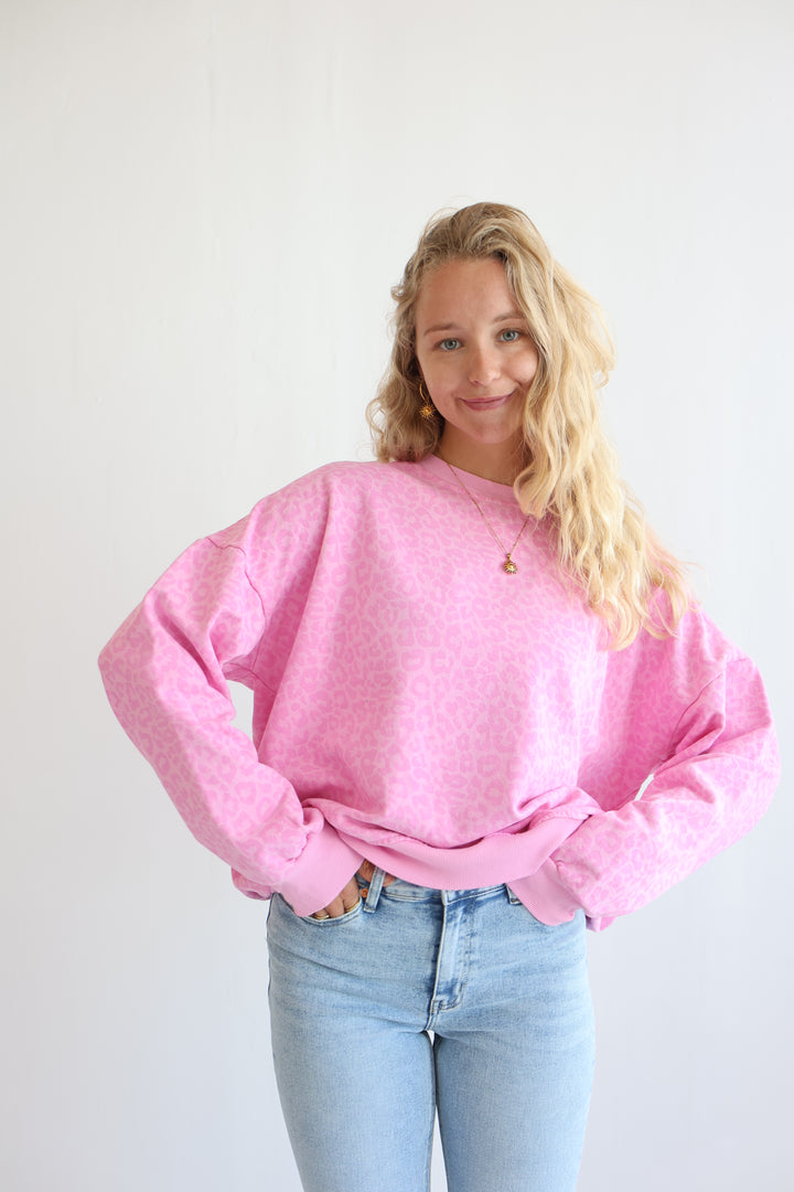 Sweater mit Leoprint