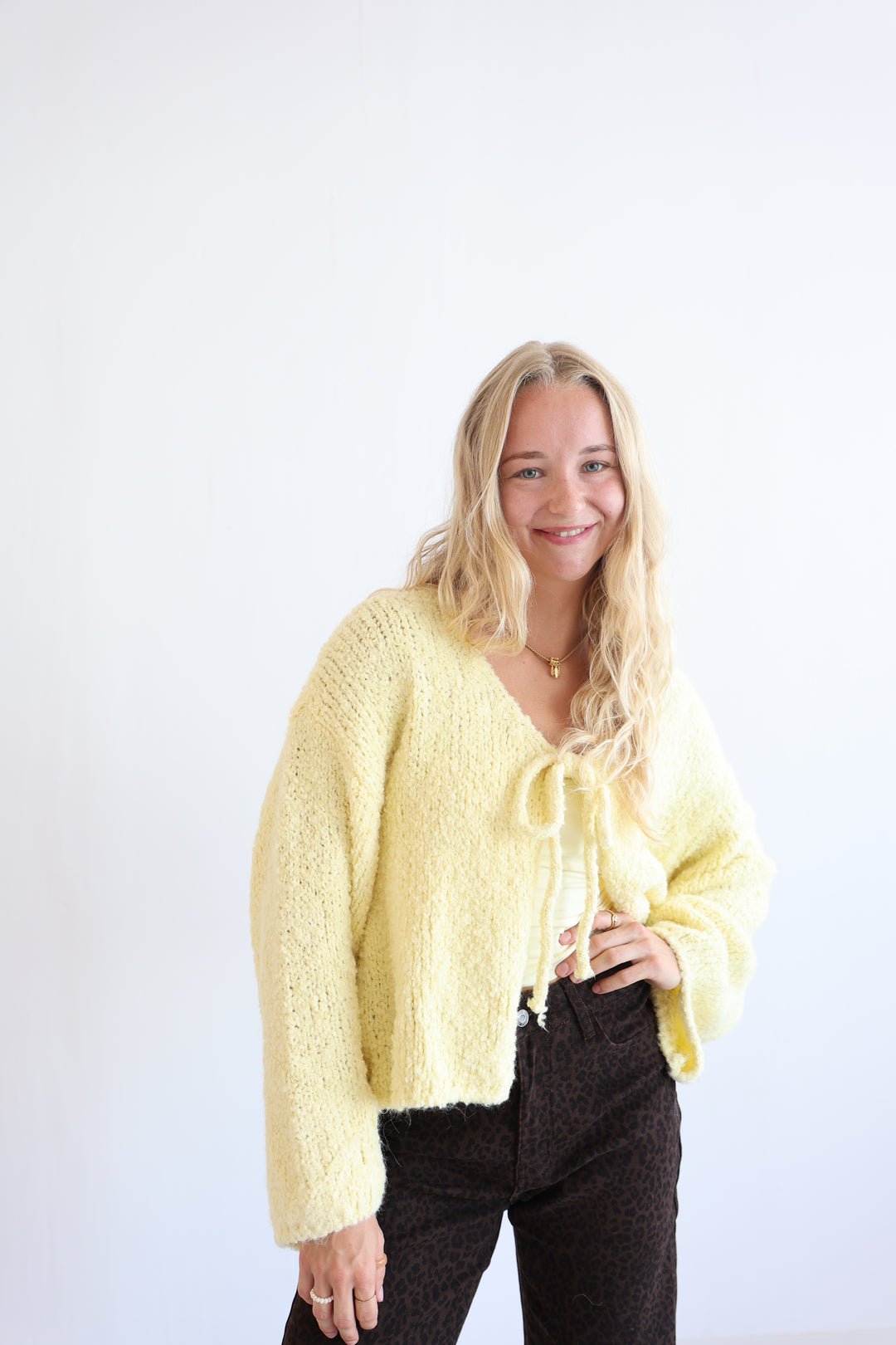Cardigan Fluffy Tie