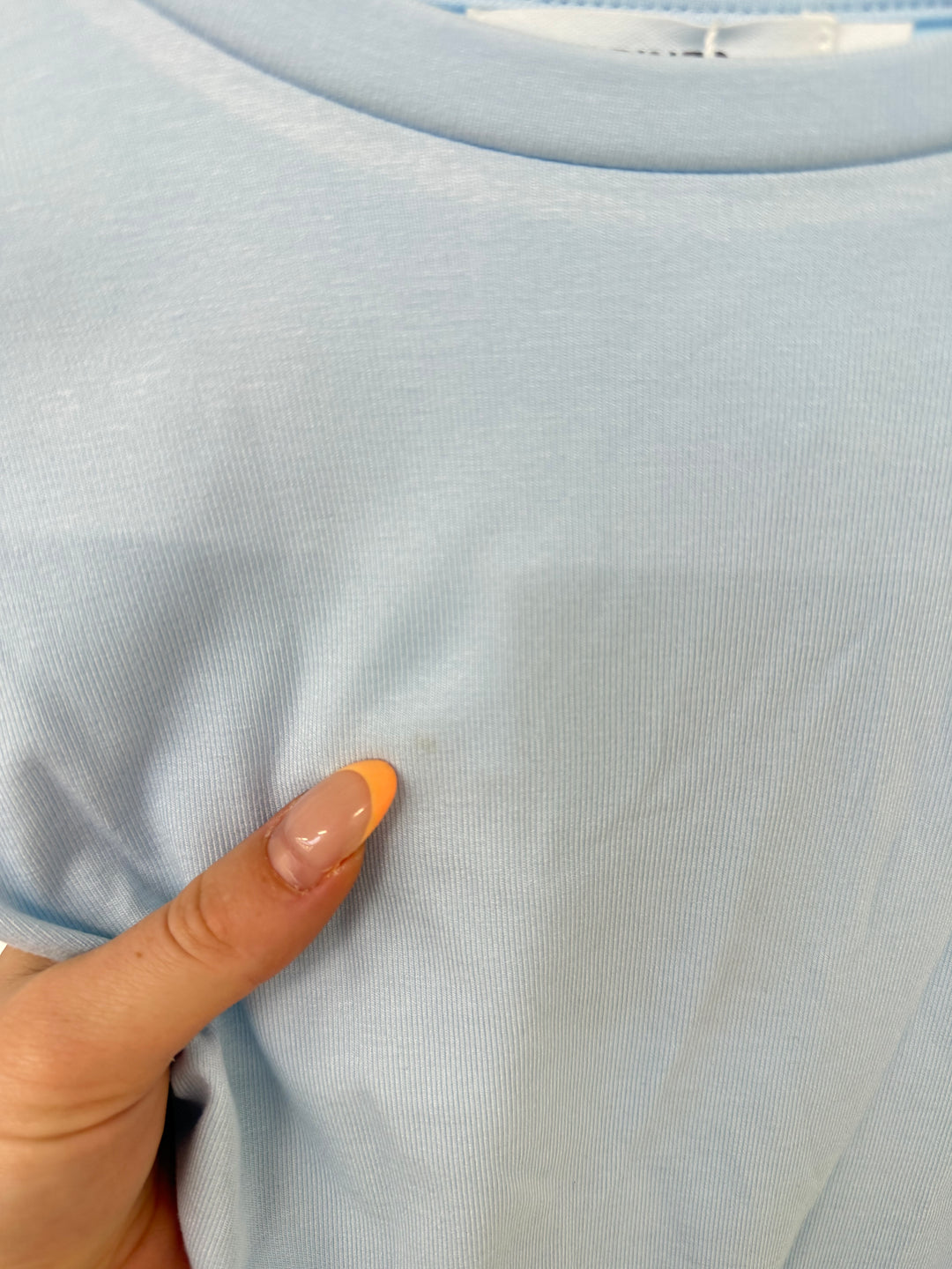 ESSENTIAL BASIC T-SHIRT SOFT BLUE GR.S/M (B-WARE)