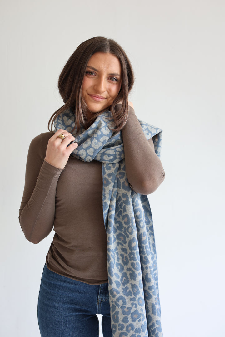 Langer Schal Wild Muse