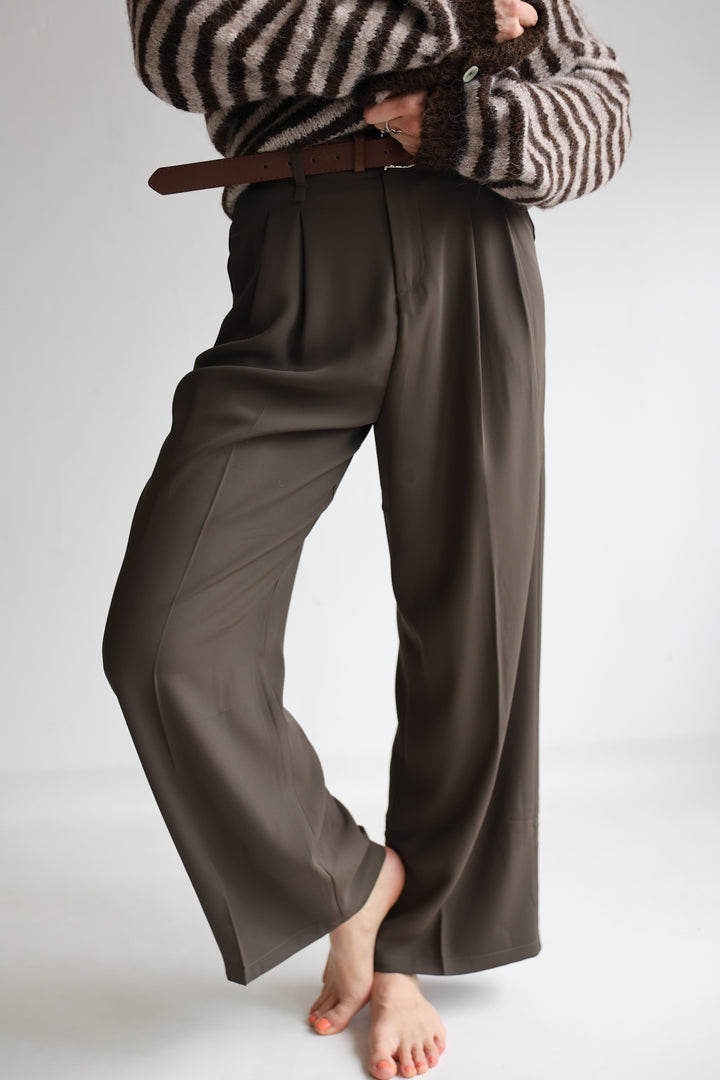 Bundfaltenhose mit Gürtel Anna