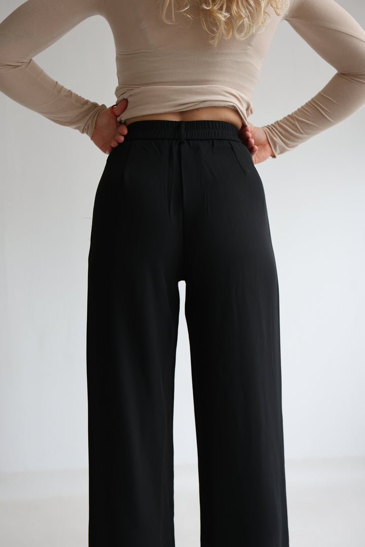 Loose Fit Pants Sina