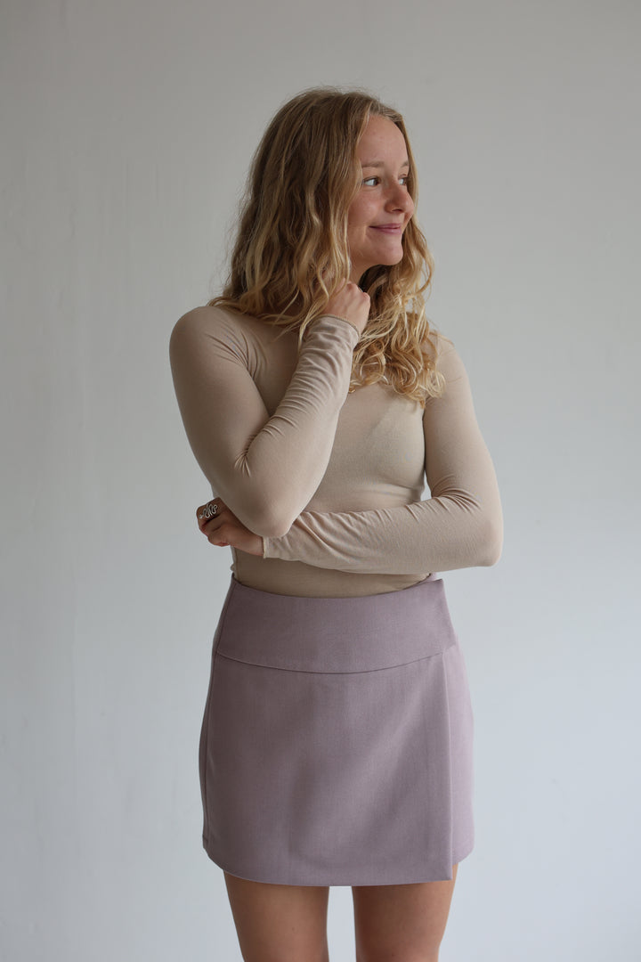 Crossover Hosenrock Lola