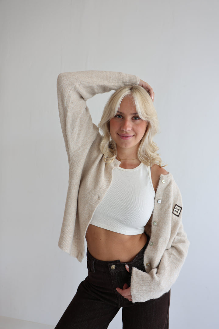 Strickjacke Love is Love