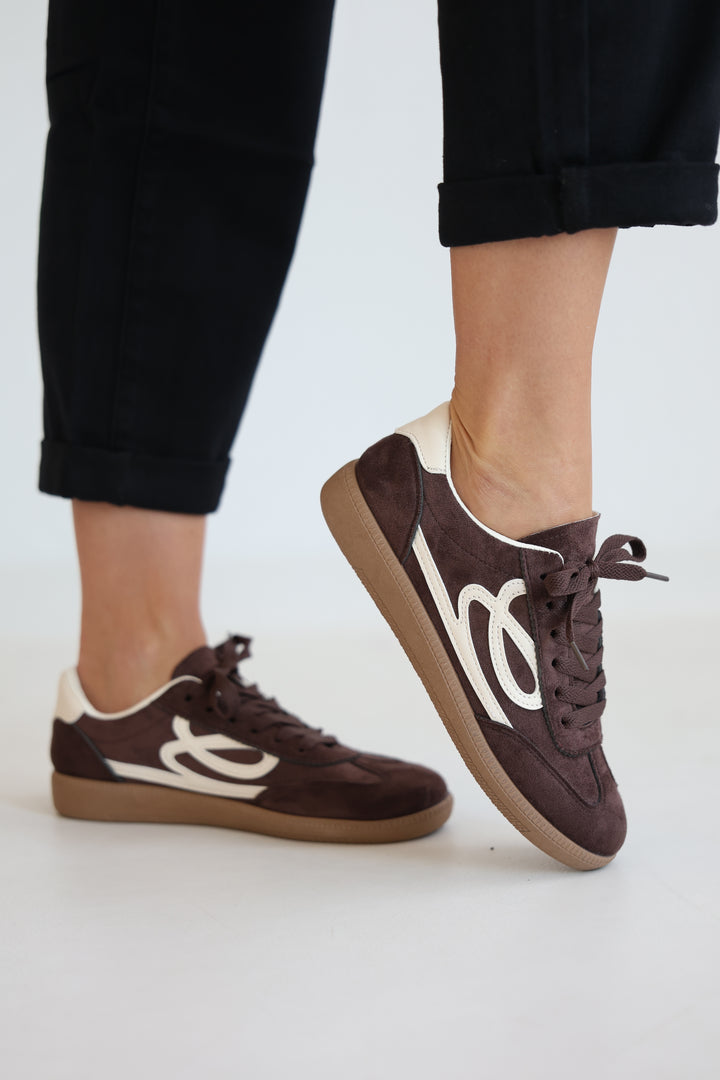 City Pace Sneakers
