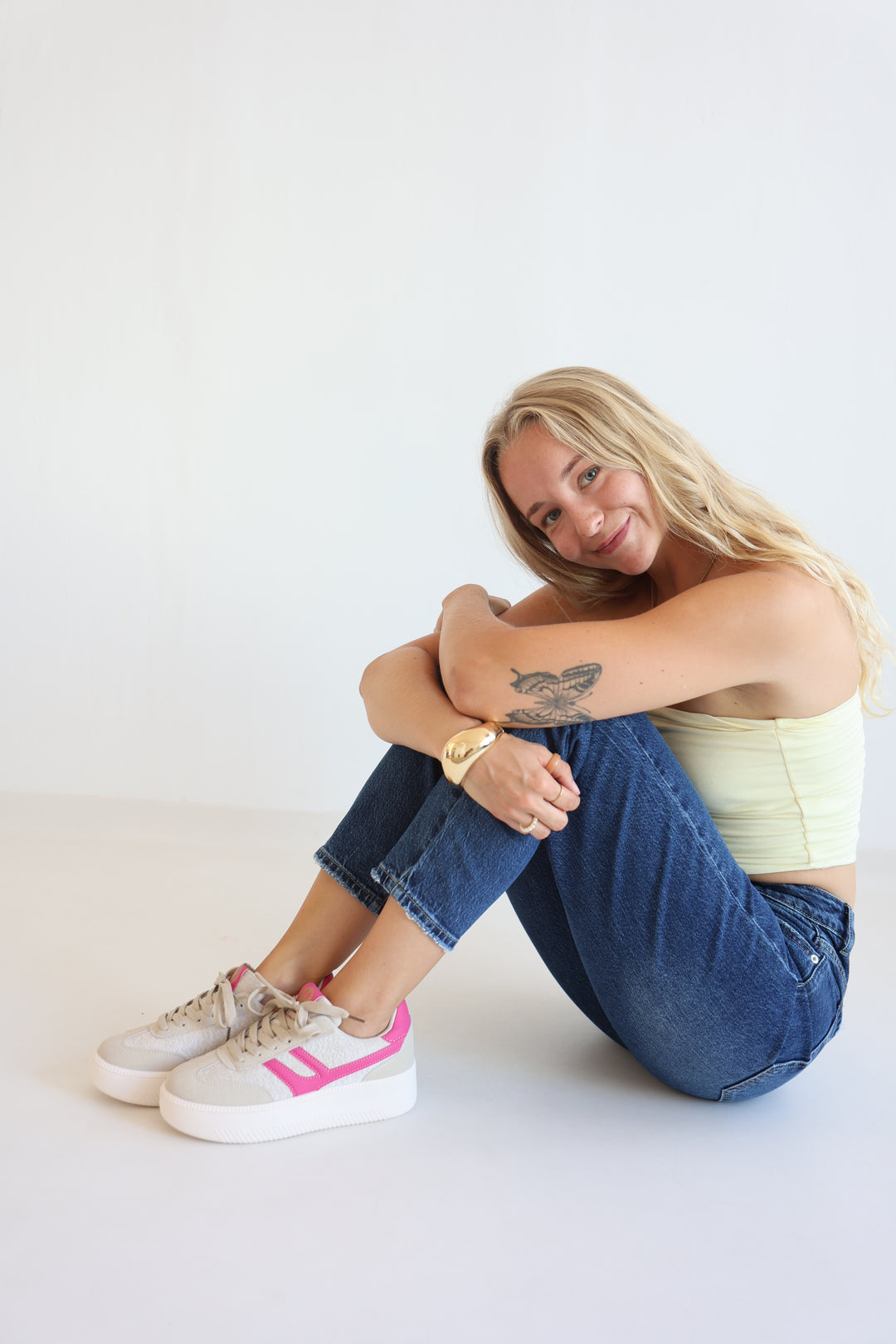 Smile Club Sneakers