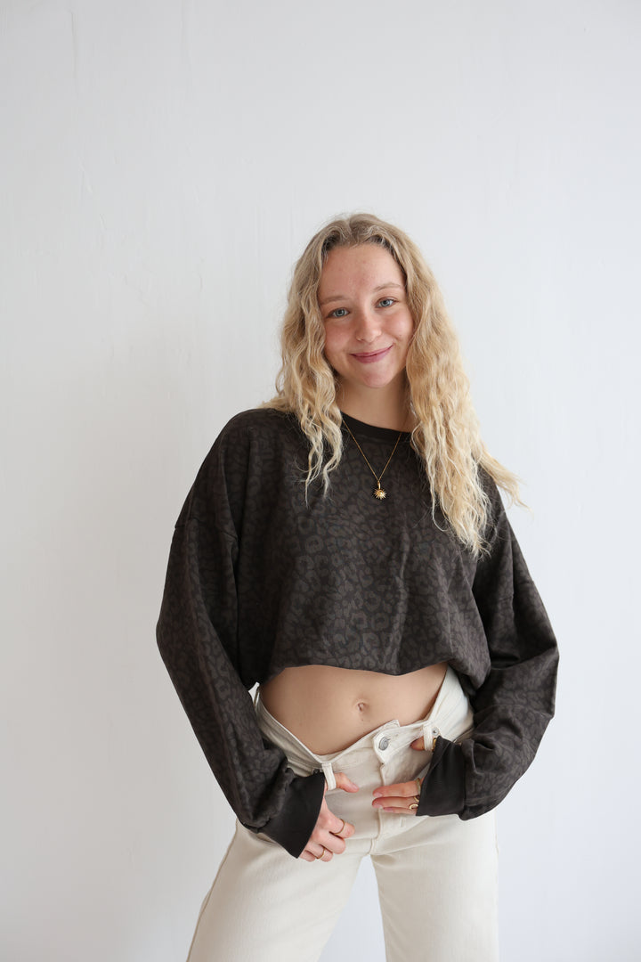 Sweater mit Leoprint