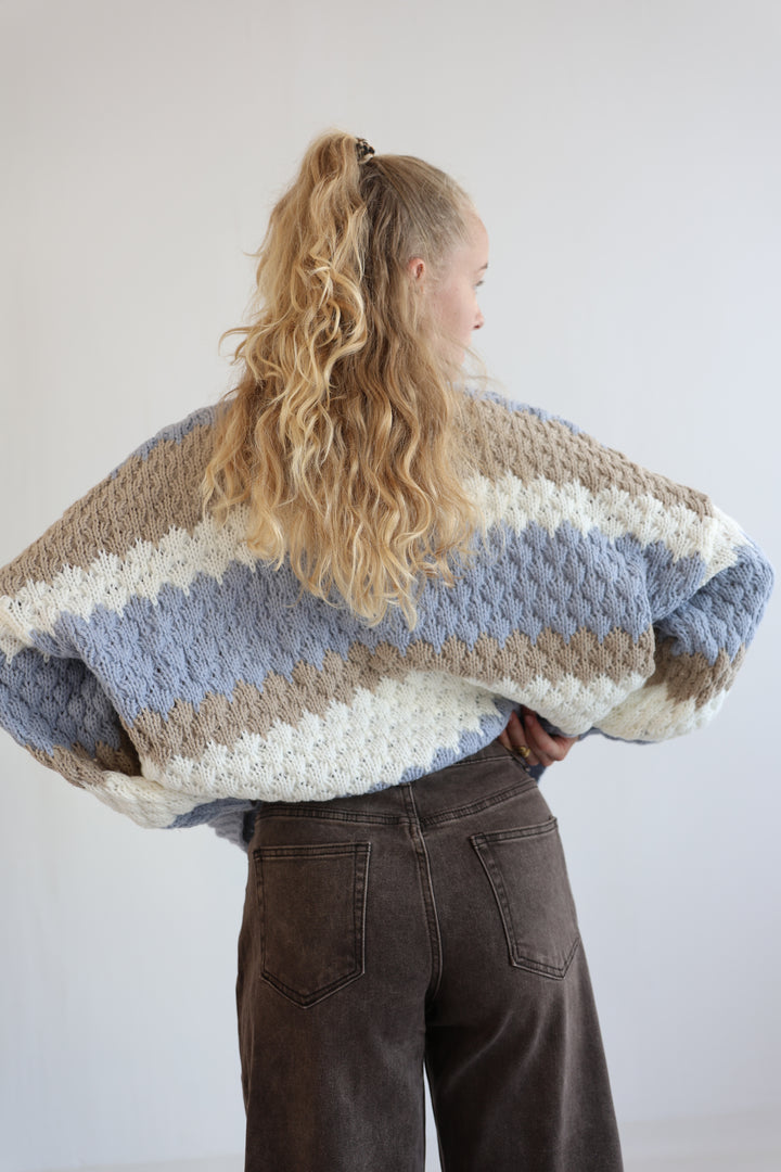 Wide Awake Barrel Jeans