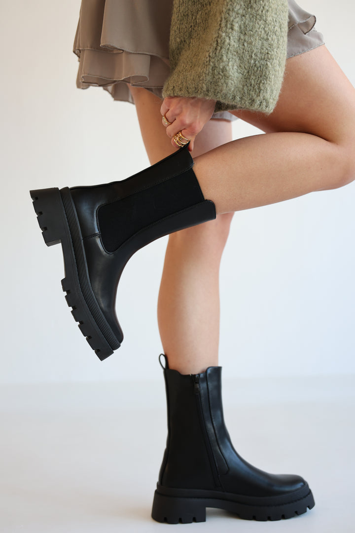 Platform Chelsea Boots Emilia
