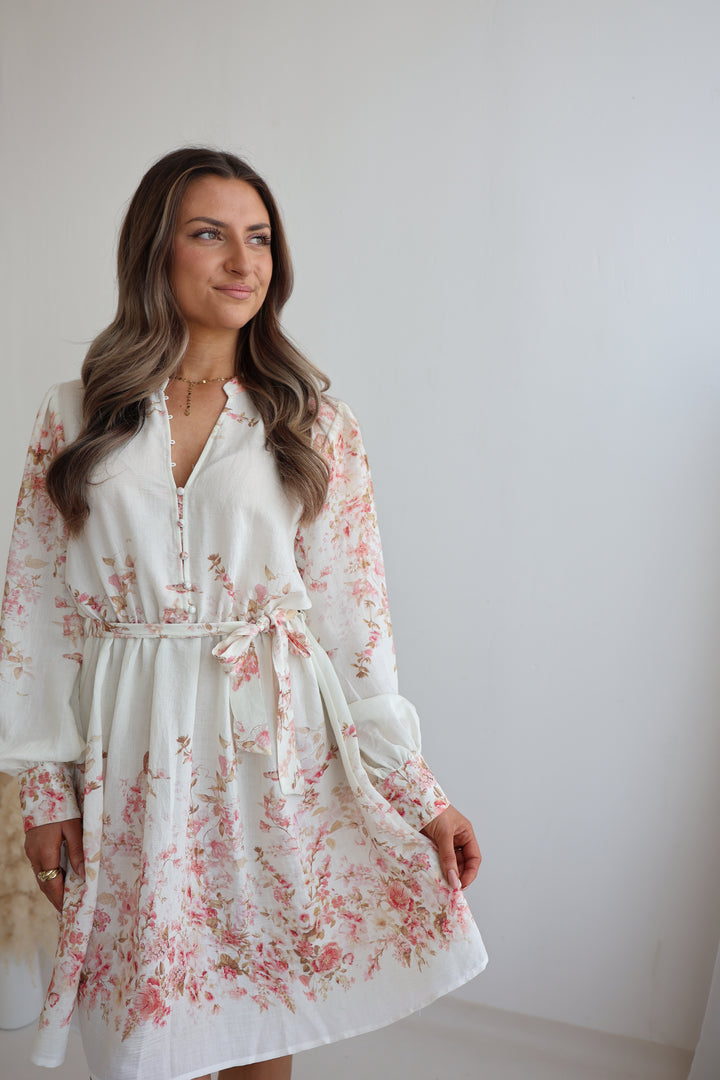 Kurzes Viskosekleid mit Floralprint Amalfi