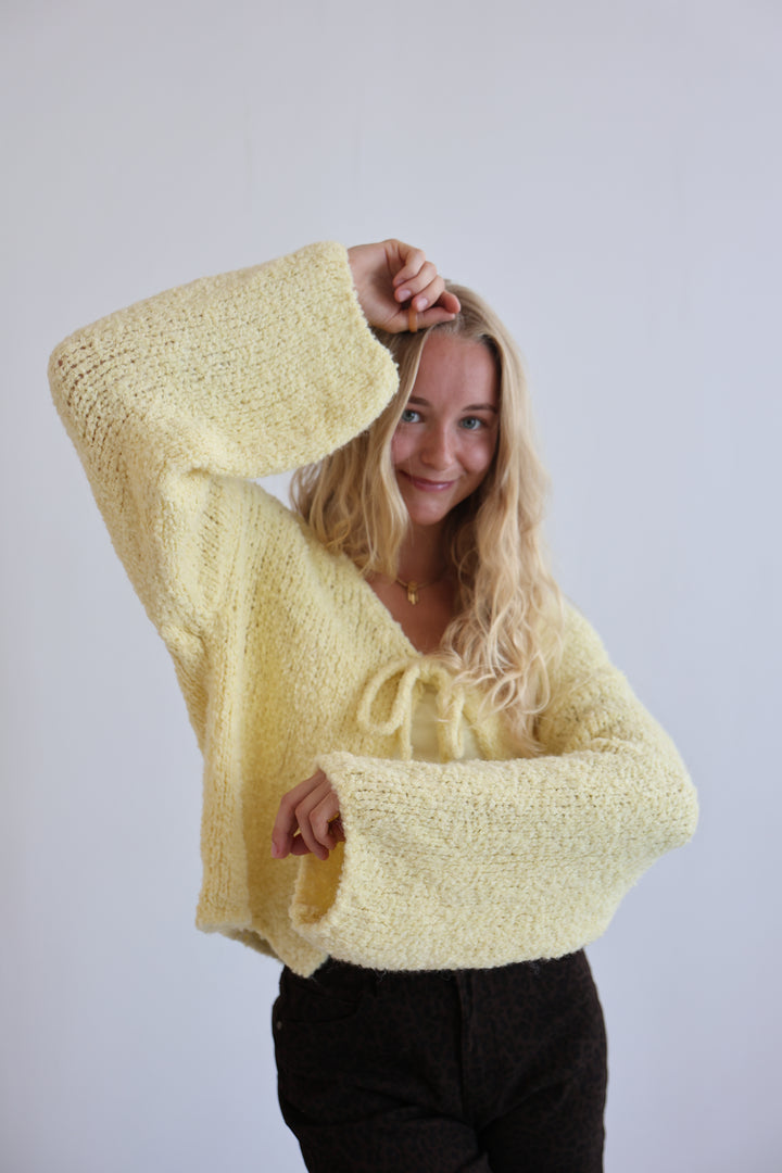 Cardigan Fluffy Tie