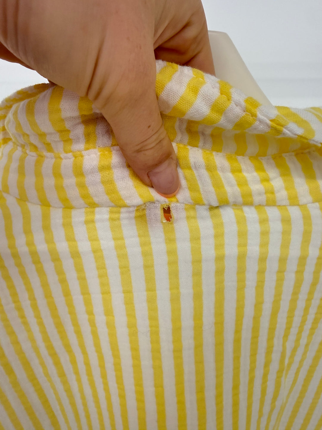 KURZES BLUSENHEMD AUS MUSSELIN MIT STREIFEN LEMON (B-WARE)