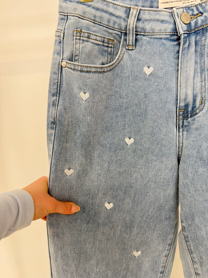STRAIGHT FIT JEANS BLUE HEARTS GR. S/36 (B-WARE)