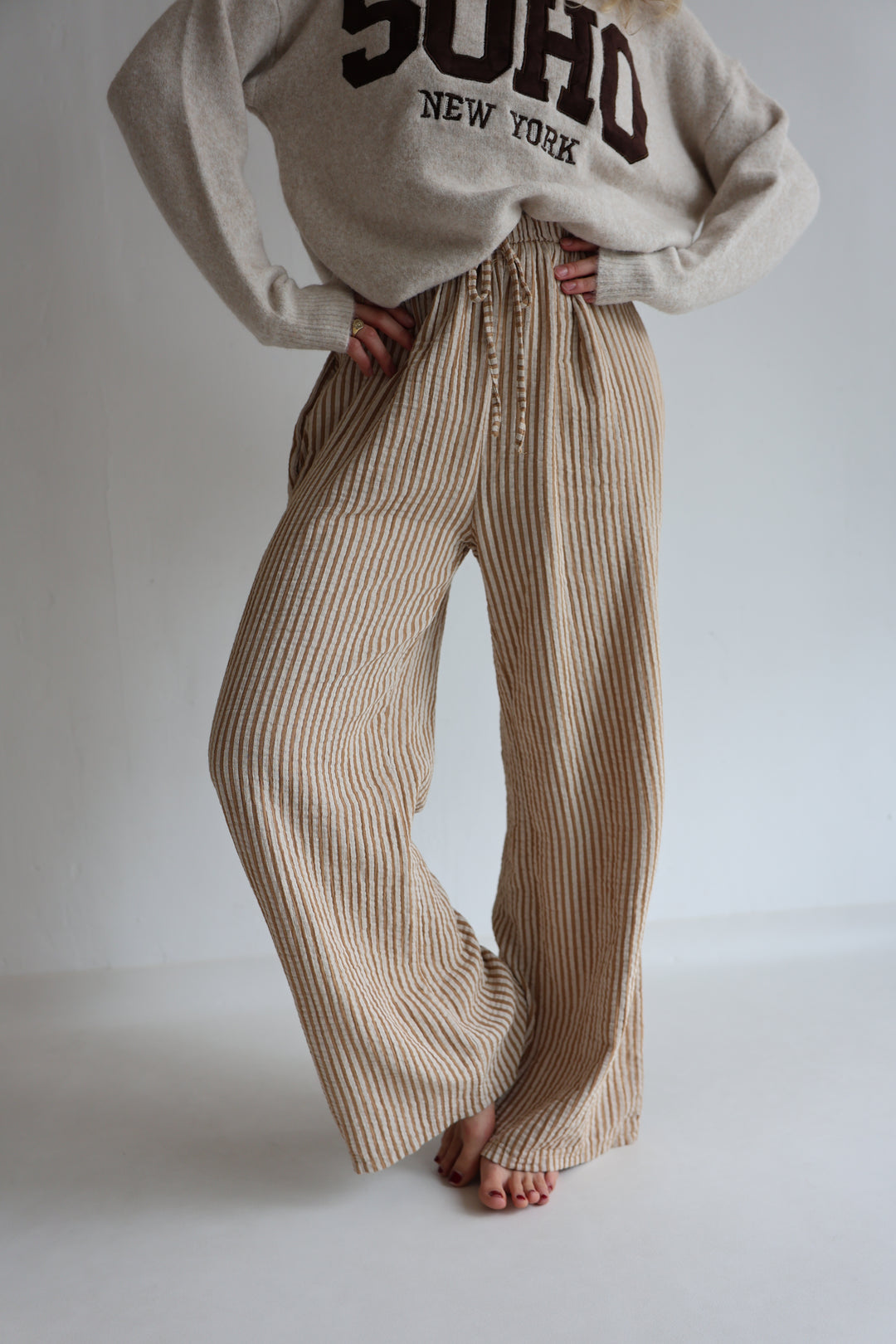 Lange Musselinhose mit Streifen Little Lines