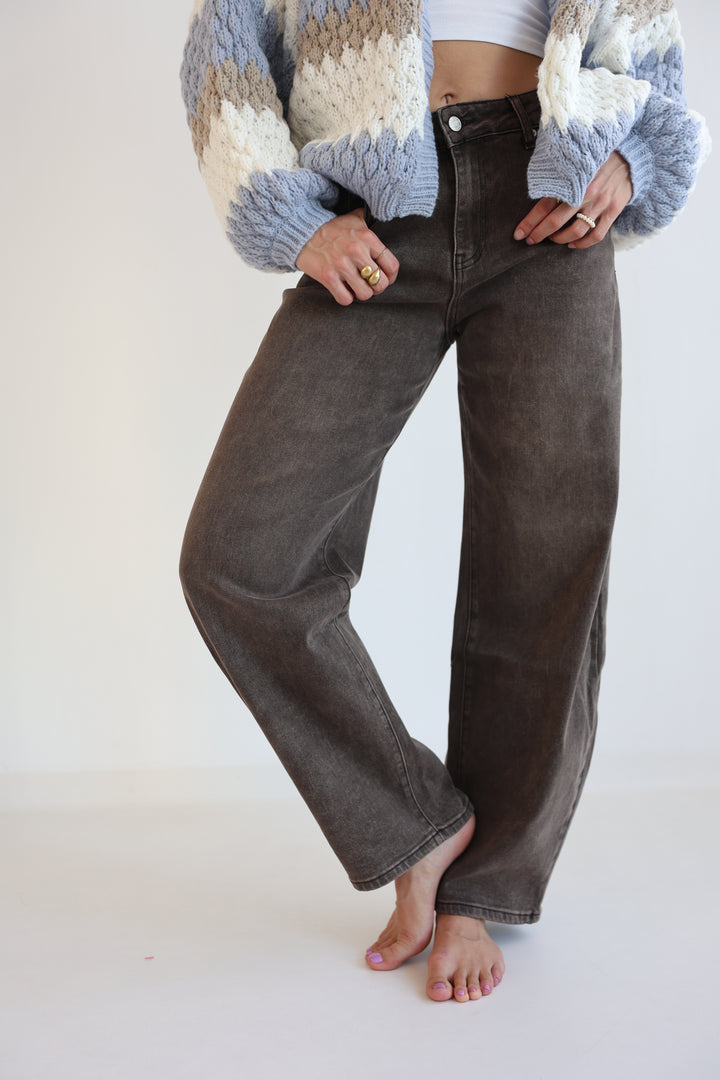 Wide Awake Barrel Jeans