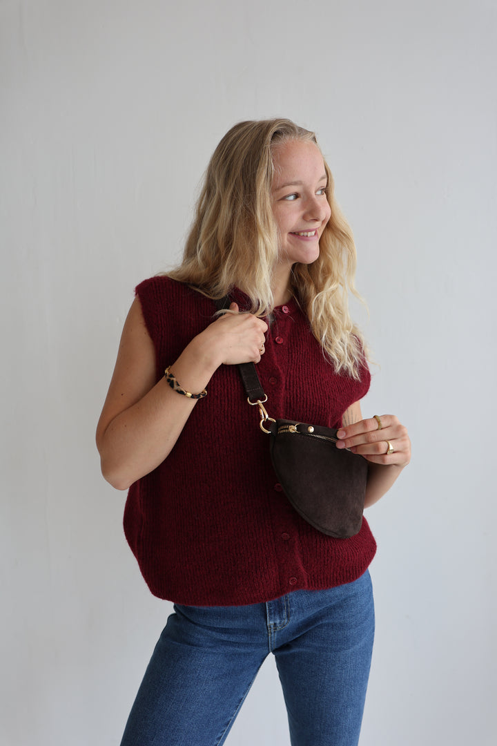 Crossbody Bag Medium aus Wildleder