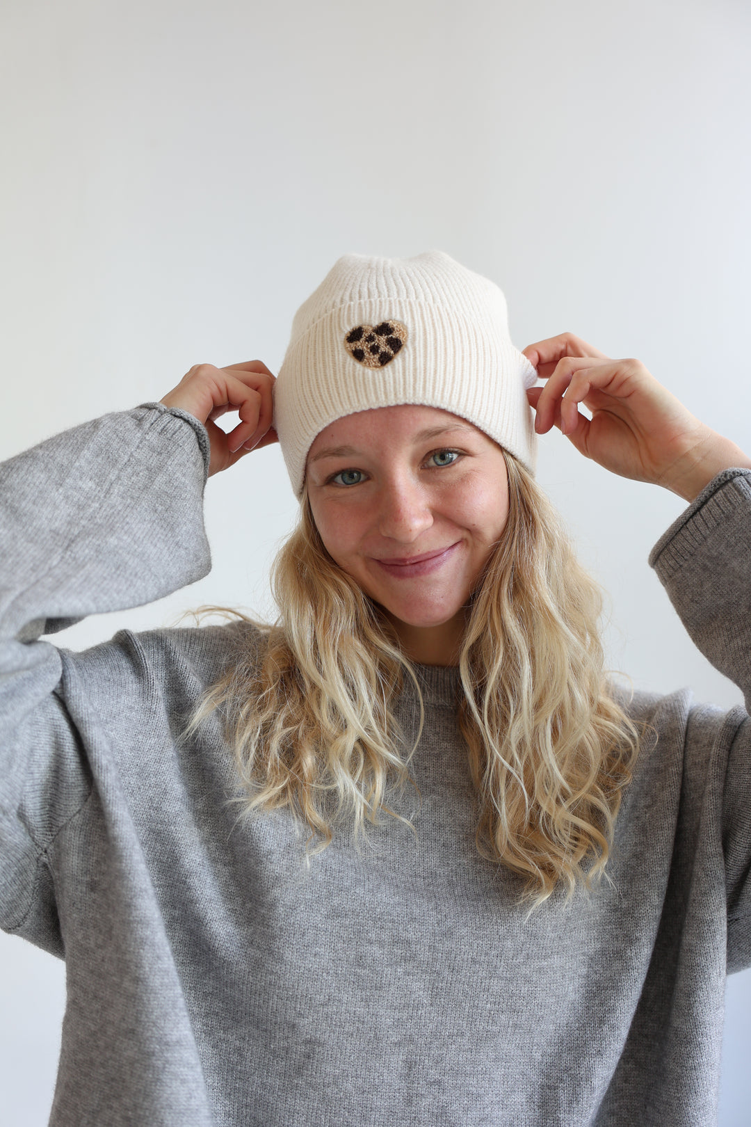 Mütze Leopard Heart