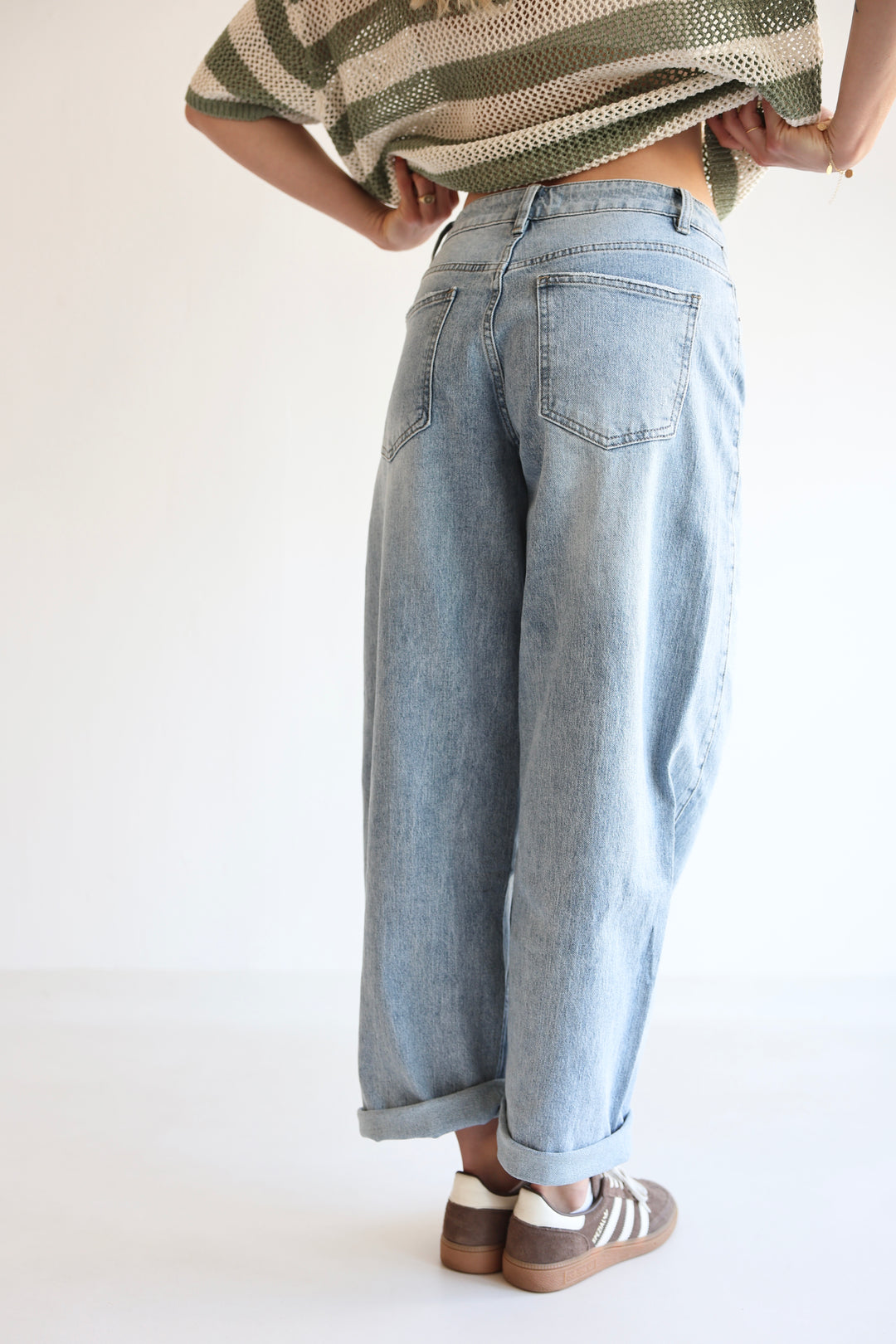 Relaxed Barrel Jeans Kesha