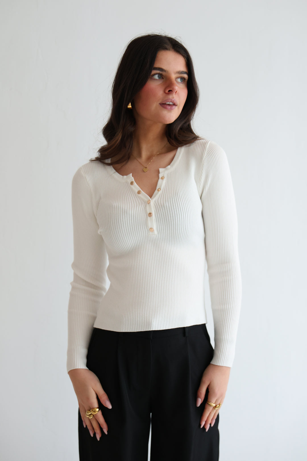 Ripped Longsleeve Nala