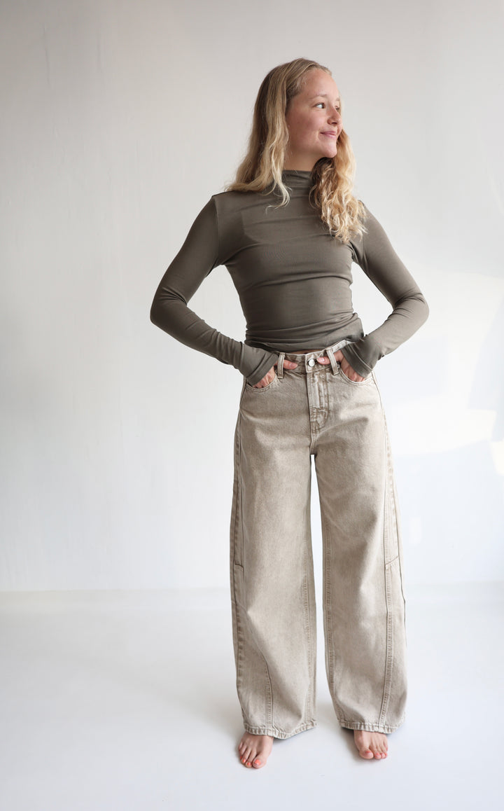 Relaxed Barrel Fit Jeans Juna