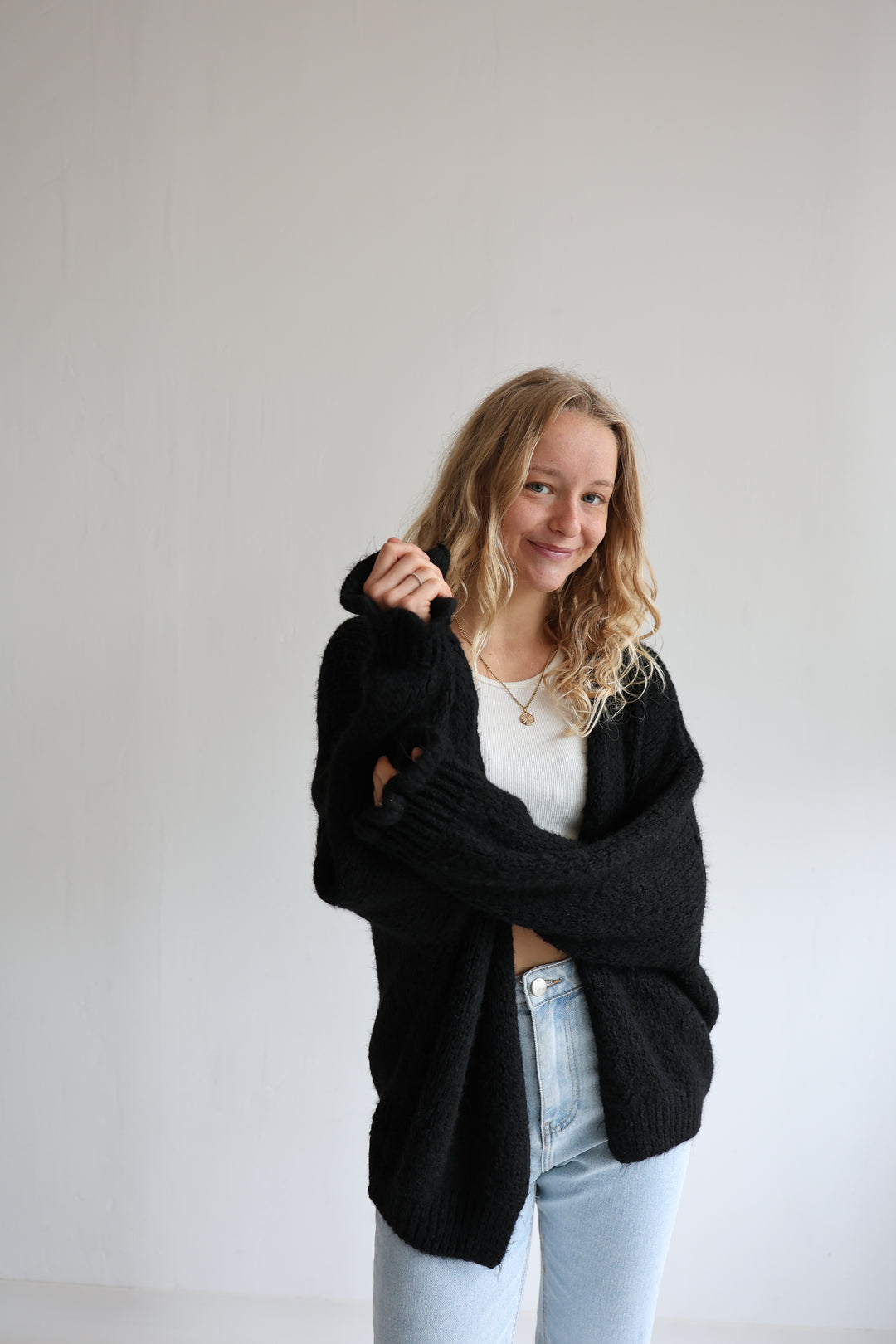 Offener Cardigan mit Rüschenärmeln Clara