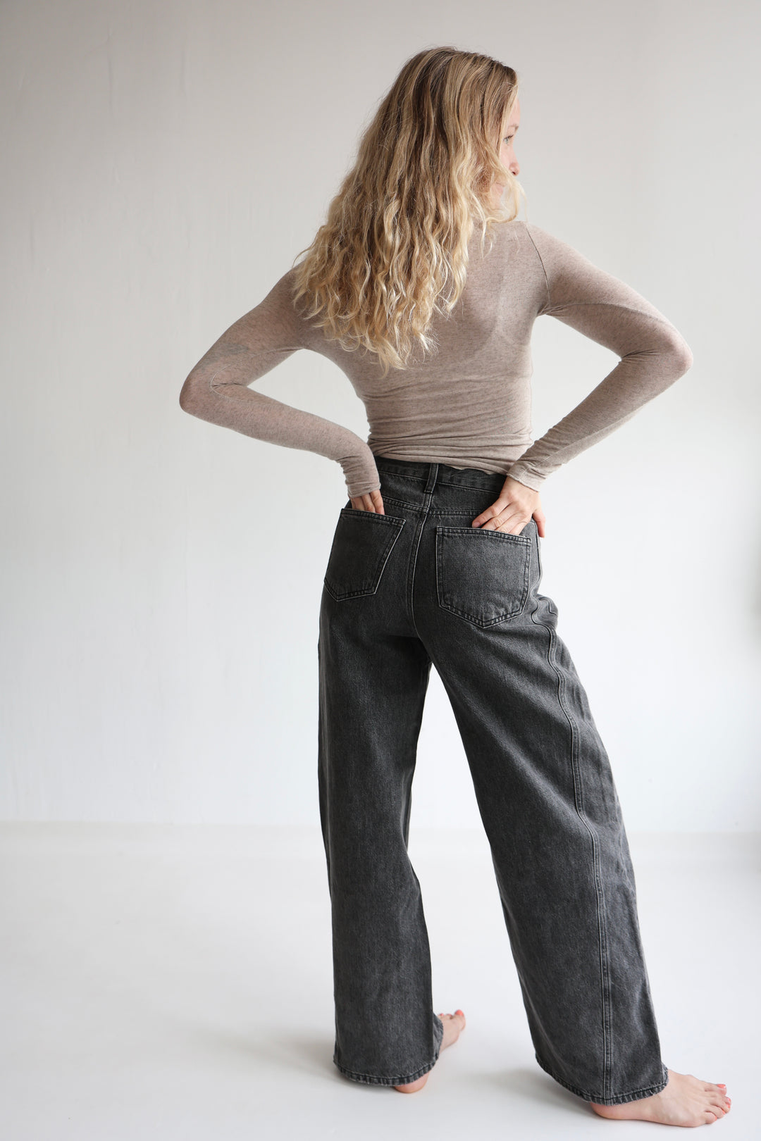 Relaxed Barrel Fit Jeans Juna