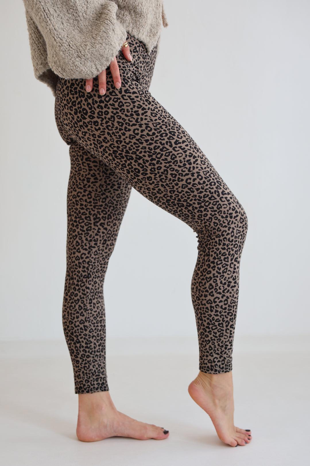Iconic Leo Leggings