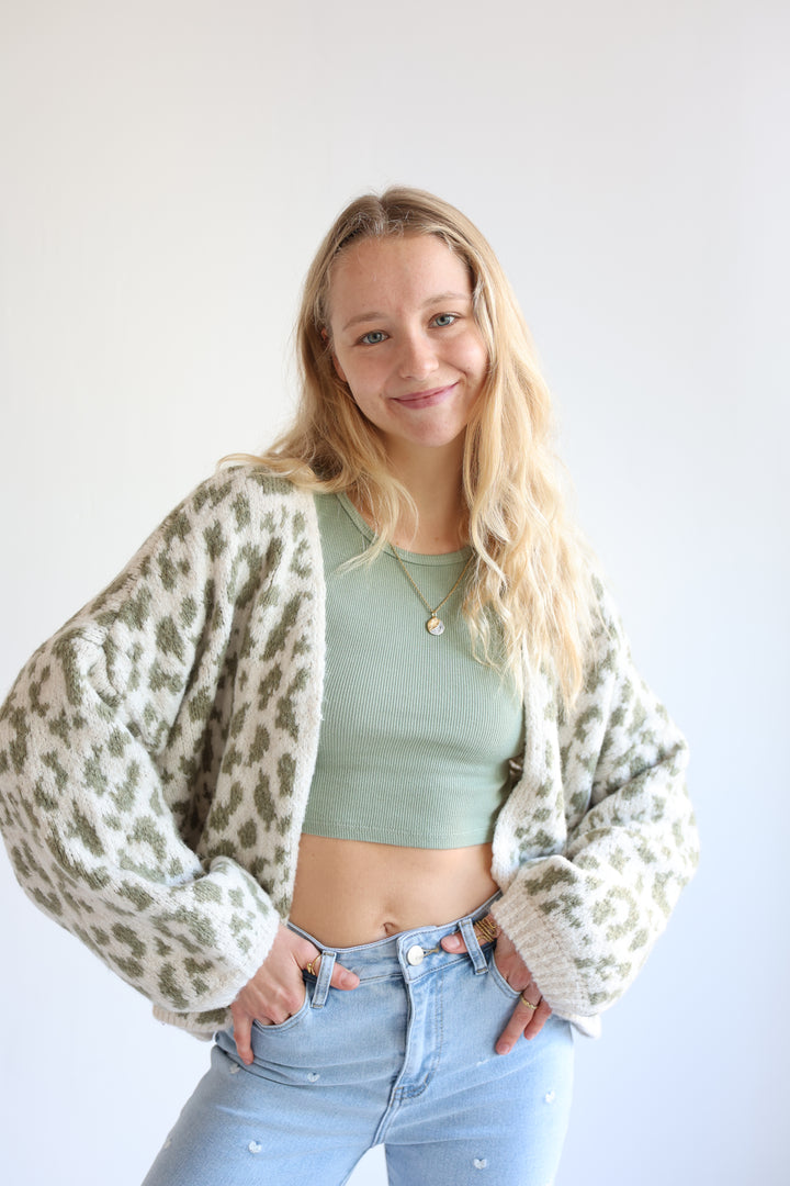 Offener Cardigan mit Leoprint