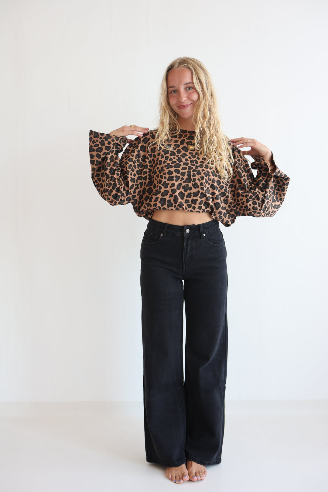 Midnight Muse Straight Fit Jeans