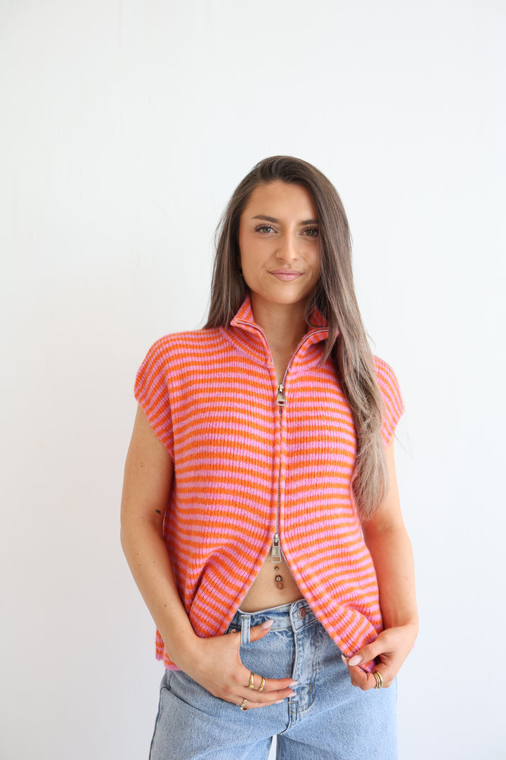 Zip Vest Fine Stripes