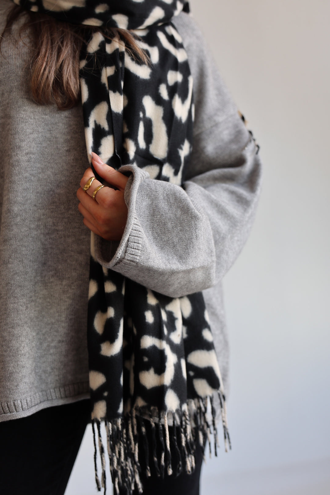 Langer Schal Leo Love