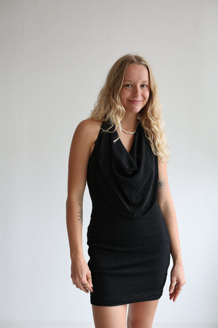 Kleid mit Wasserfallausschnitt Savannah