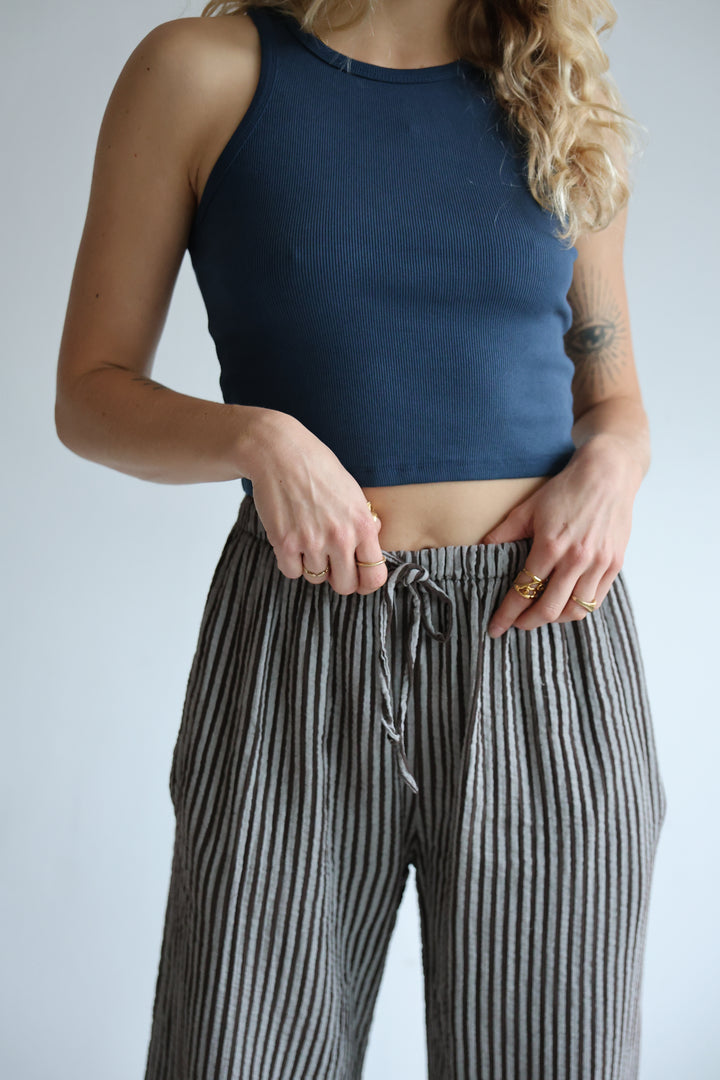 Lange Musselinhose mit Streifen Little Lines