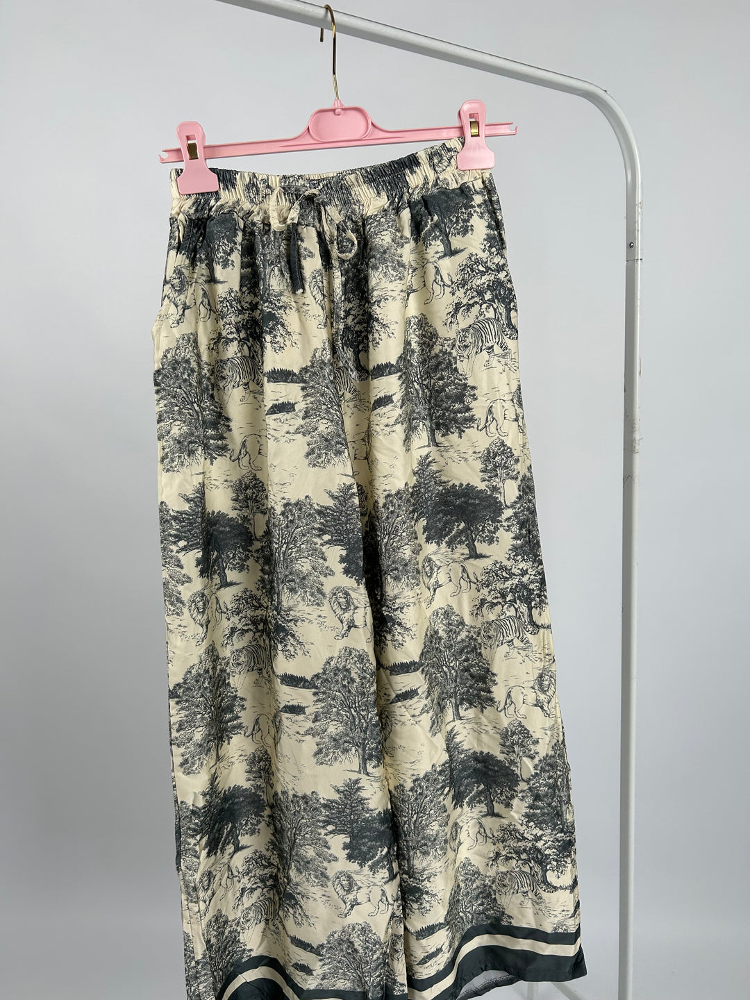 LUXURY HOSE LANG IN GRAU EINHEITSGRÖSSE (B-WARE)