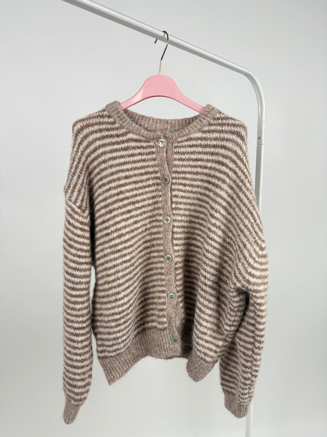 GESTREIFTER CARDIGAN MOODLINE KNIT TAUPE (B-WARE)