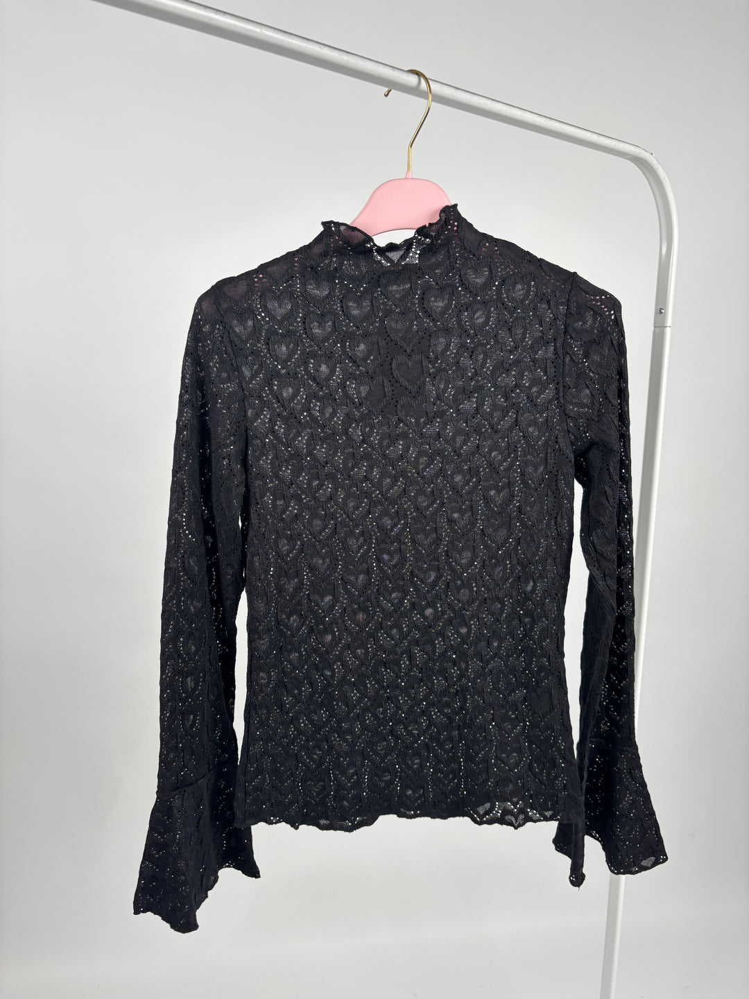 SPITZENLONGSLEEVE HEARTFUL SCHWARZ GR. M/L (B-WARE)