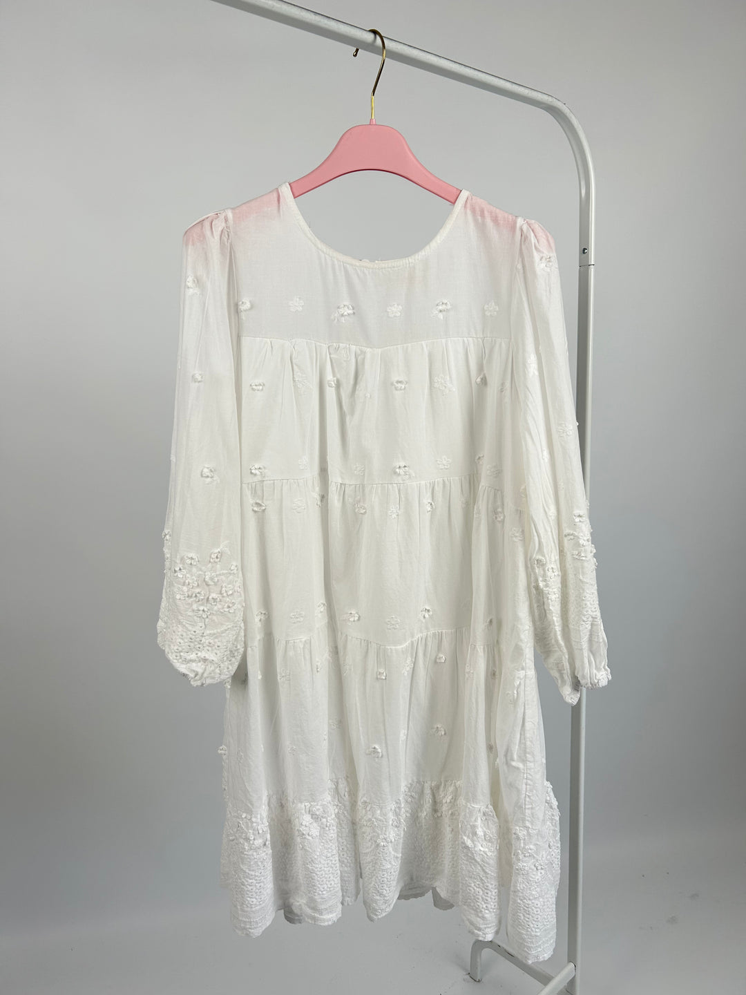COTTONDRESS MIT 3D BLUMEN FINJA GR.S/M (B-WARE)