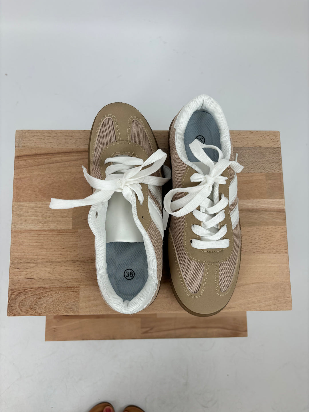 SNEAKER SUNNY WALKS GR. 38 (B-WARE)
